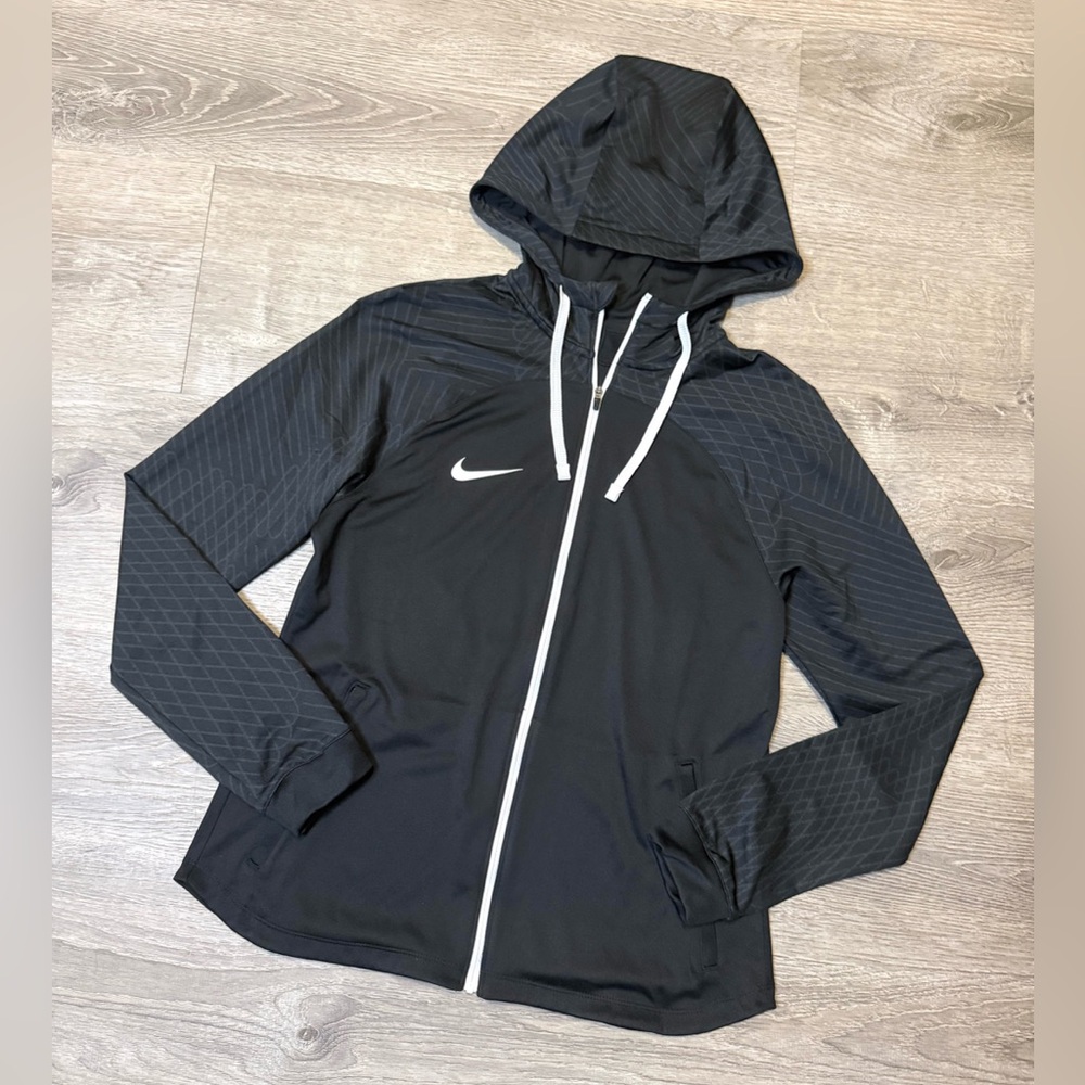 •NIKE• ZIP UP HOODIE